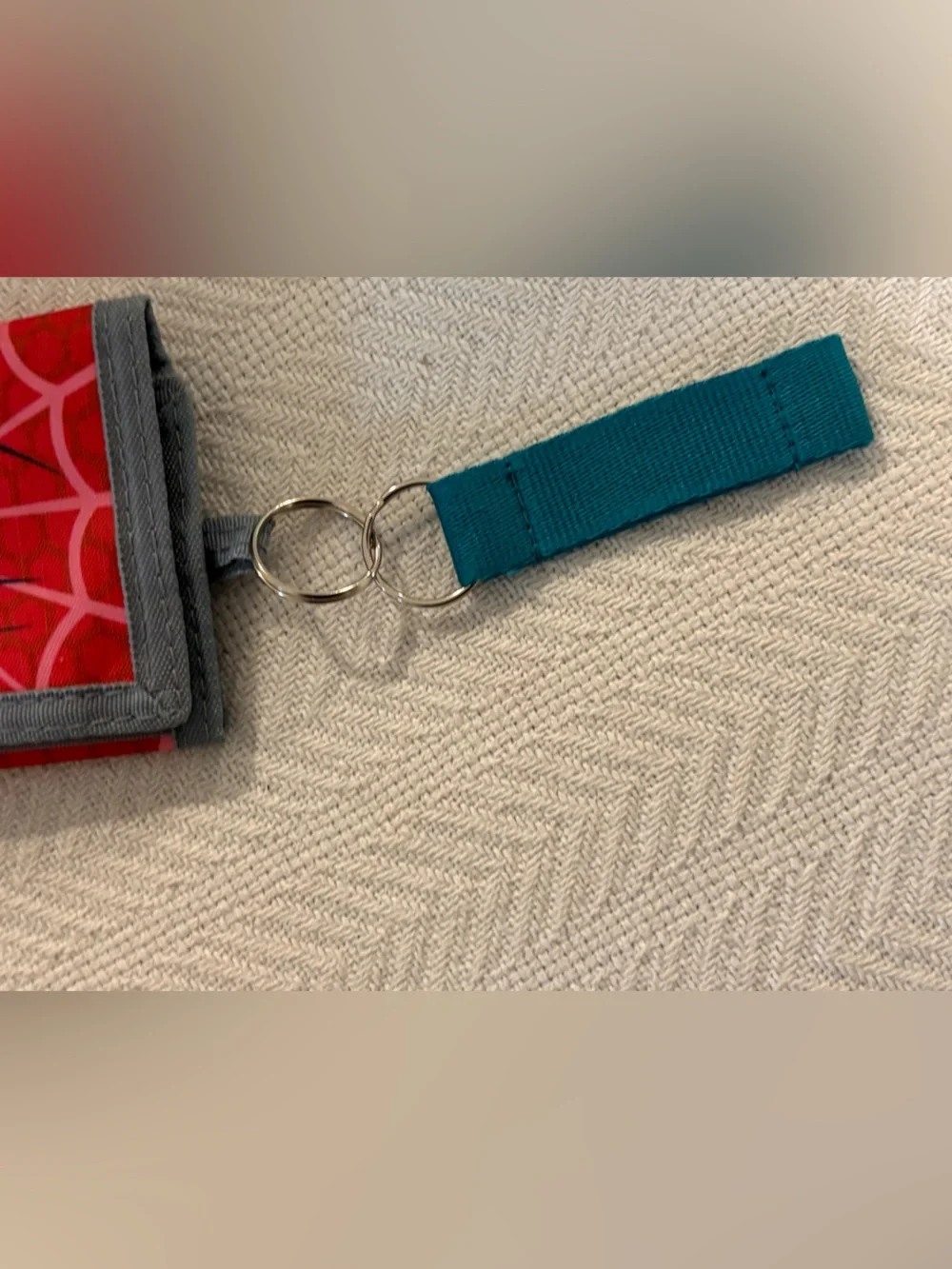 Red Spider Graphic Trifold Wallet with Teal Key Strap